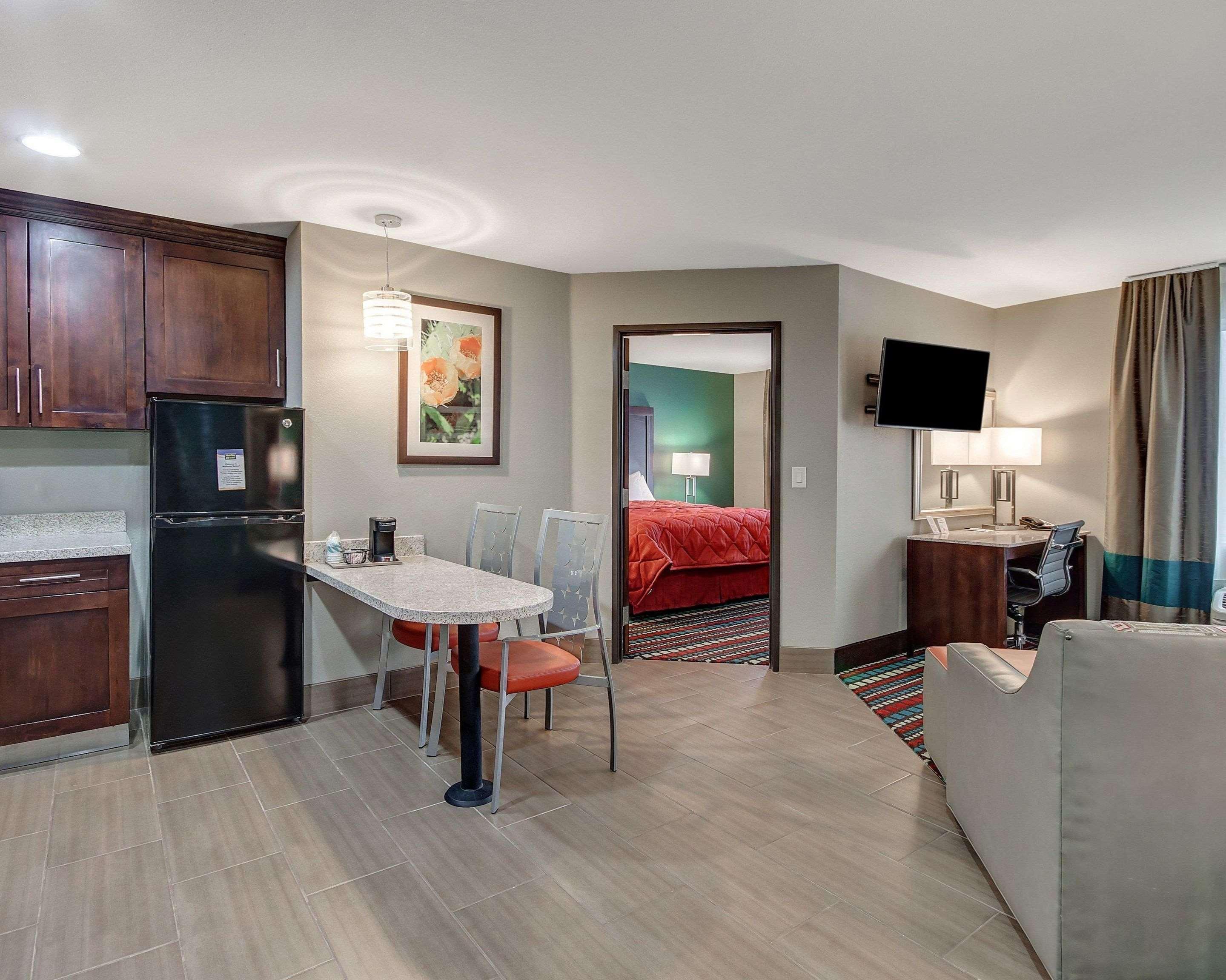 Mainstay Suites Hobbs Exteriör bild